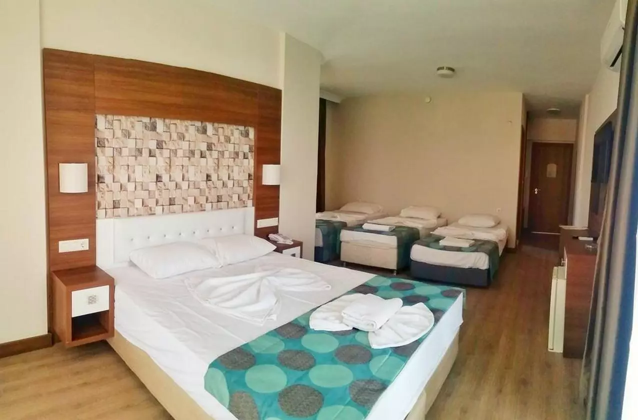 COMFORTADACLASS_SHABAVIZ (11).jpg